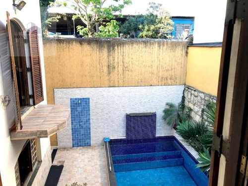 Sobrado Residencial À Venda No Planalto Paulista, 5 Dormitórios, 2 Suítes, 2 Salas Amplas, 4 Banheiros, 5 Vagas De Garagem, 254 M², São Paulo. - So0310