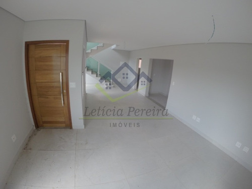 Imagem 4 de 19 de Condomínio Com 3 Dorms E 3 Banheiros À Venda, 205 M² Por R$ 850.000 - So00015 - 68790645
