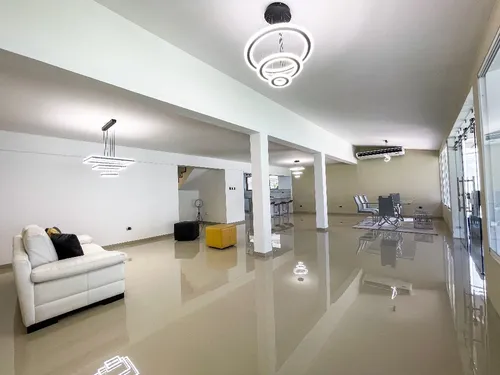 Se Vende Casa Urb La Viña