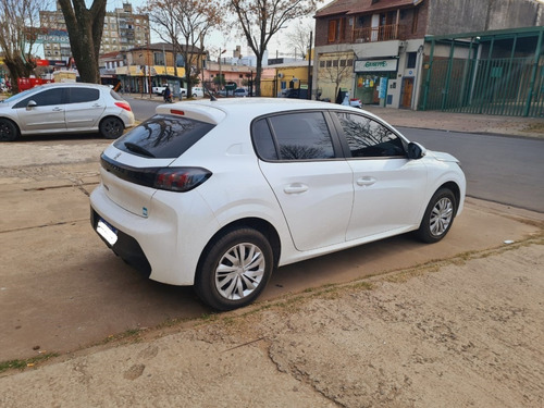 Imagen 3 de 7 de Peugeot 208 Like Pack 1.6 Manual 2021 Kms 31mil Ingrassia