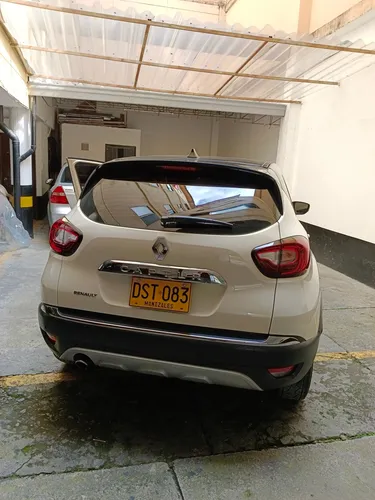 Renault Captur 2.0 Intens Automática