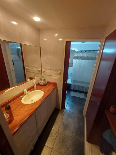 Casa De Categoria En Venta Jose C Paz Chile 2200