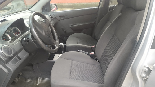 Imagen 14 de 14 de Chevrolet Aveo 1.6 Ls At Sedán 2016
