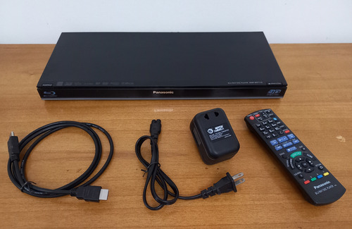 Reproductor De Bluray Panasonic Dmp-bdt110 3d Full Hd - Zwt Negro (Usado)