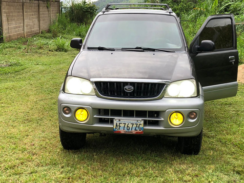 Vendo Terios 4x4 2005 A/a Full Equipo.