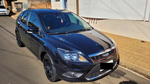 Imagem 1 de 10 de Ford Focus
