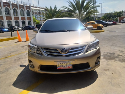 Imagen 2 de 13 de Toyota Corolla Gli