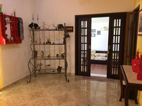 Imagem 18 de 30 de Chácara 2400m2, Casa Sede 3 Suítes, Proximo A Praia, Moveis Planejados, 2 Salas, Área Gourmet,piscina,2 Lagos Com Peixes,casa De Hospedes,galpão,pomar - Ch00265 - 70853141