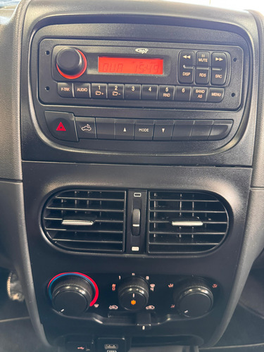 Fiat Strada 1.4 Hard Working Flex 2p