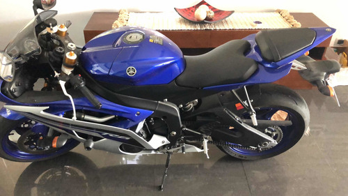 Yamaha R6