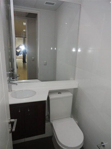 Imagen 11 de 12 de Oficina En Arriendo En Providencia