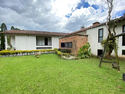 Casa En Venta En Las Brisas. Cod V10099