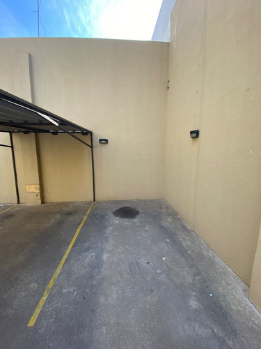 Departamento En Alquiler De 2 Ambientes Con Cochera Avellaneda