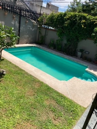 Imagen 8 de 20 de Chalet Moron Residencial