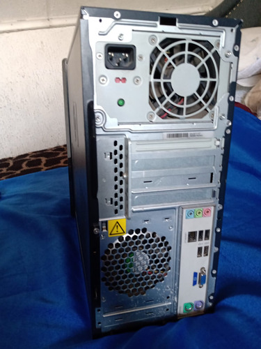 Hp Compaq Dx2400, 4 Gb Ram , Windows 10 Pro (Usado)