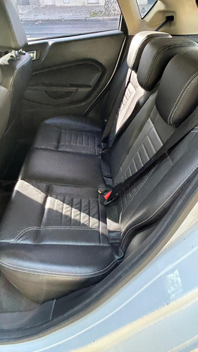 Ford Fiesta Kinetic 1.6 Titanium Powershift 120cv