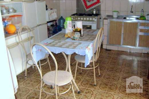 Imagem 6 de 9 de Casa À Venda No Graça - Código 11240 - 11240