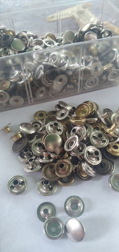 Imagen 1 de 3 de Broches De Metal 4 Piezas 15mm