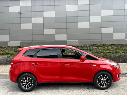 Kia Carens 2.0 Suv Ex