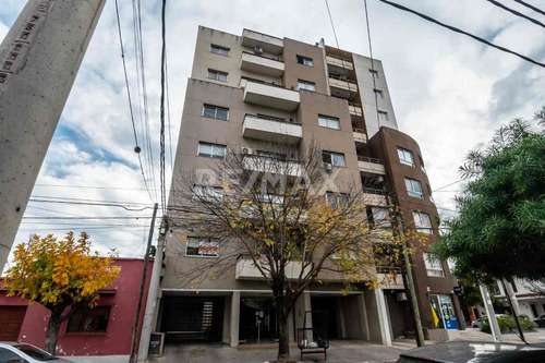 Departamento 2 Dorm Venta Macrocentro Con Cochera