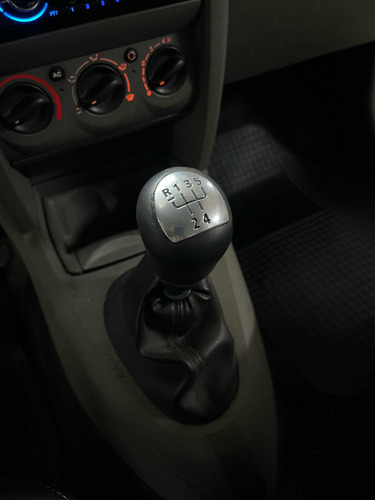 Renault Symbol 1.6 Connection
