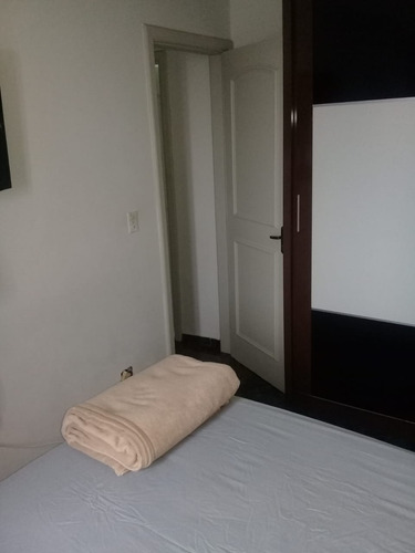 Imagem 12 de 15 de Apartamento Grande Com 2 Quartos Área À Venda, 70 M² - Quintino - Aea2139