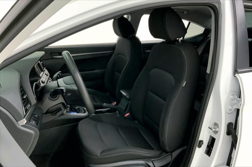 Imagen 18 de 25 de Hyundai Elantra Sedan 4 Pts Gls 20l Ta A/ac Ra-15