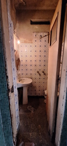 Local Con Vivienda En Venta En Valentin Alsina