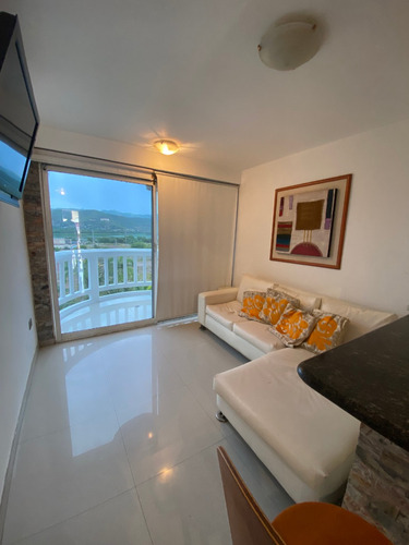 Imagen 5 de 9 de Acogedor Apartamento Alquiler Vacacional Con Hermosa Piscina Conjunto Residencial La Otra Banda