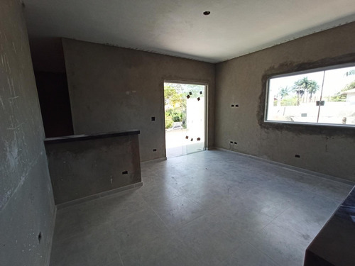 Imagem 3 de 7 de Casa Á Venda Em Peruibe