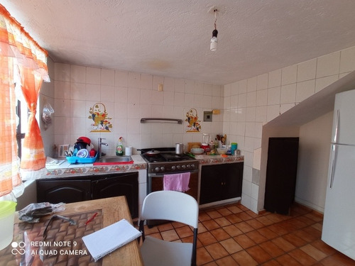 Imagen 5 de 14 de Se Vende Casa Atrás De Galerías Col Tulipanes