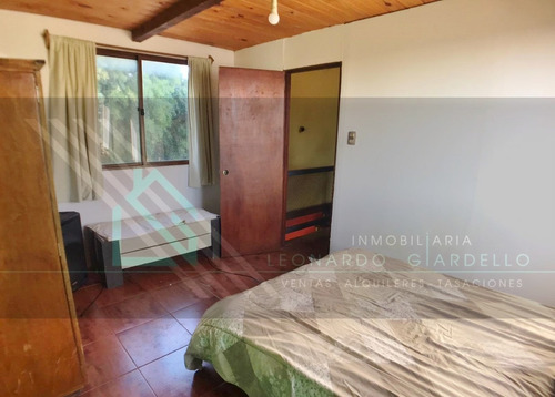 Hermosa Casa Con Muy Buen Terreno Y Parquizada