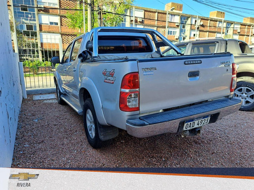 Toyota Hilux -