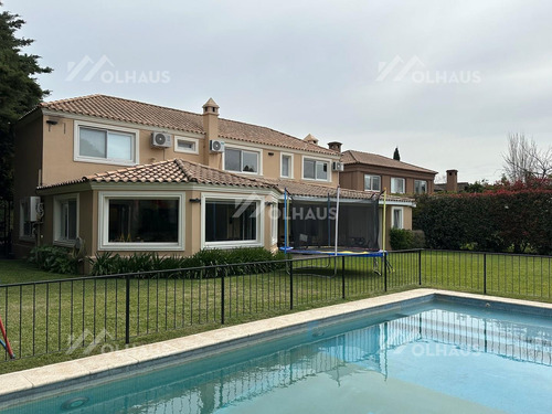 Casa  En Venta En Ayres Del Pilar, Pilar, G.b.a. Zona Norte