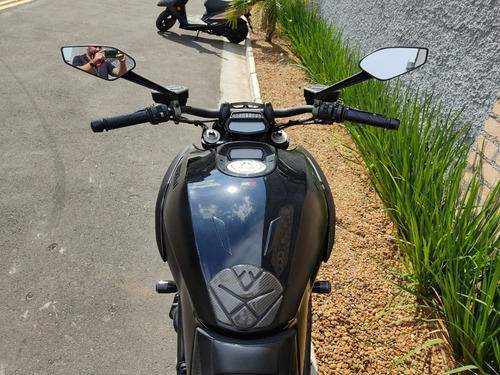 Imagem 10 de 12 de Ducati Diavel Dark 2016