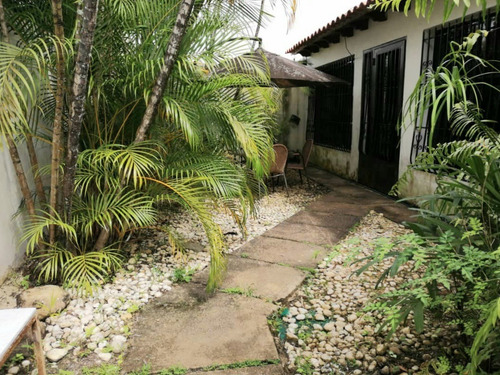 Imagen 9 de 20 de Casa De 4 Habitaciones Juanico Country