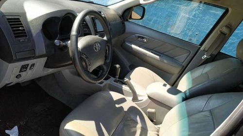 Toyota Hilux Cd Srv D4-d 4x4 3.0 Tdi Diesel Aut