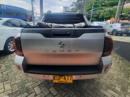 Renault Duster Oroch 2.0 Intens