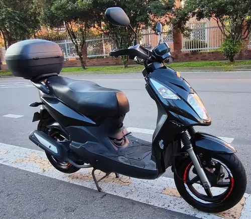 Akt Dynamic R 125