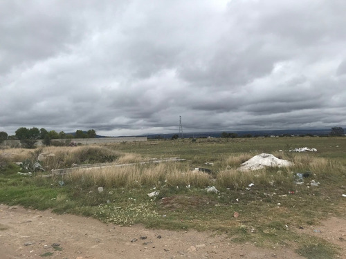 Imagen 1 de 5 de Terreno Plano Regular Carretera 55 Queretaro-toluca, Salida A Tlacomulco
