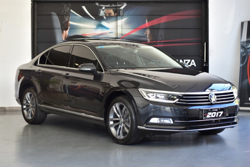 Imagen 2 de 15 de Volskwagen Passat 2.0 Tsi Highline 220cv 2017 - 36.300km