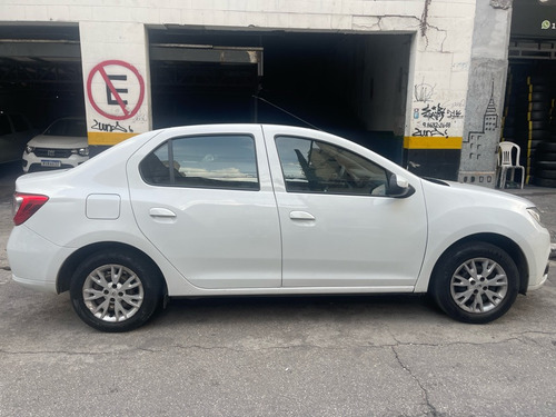 Renault Logan Zen 1.6 16V SCe (Flex)
