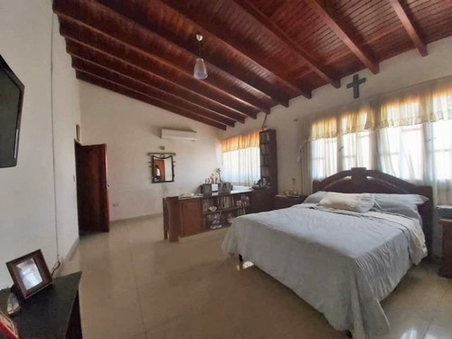 Imagen 13 de 14 de Casa En Venta En Juanico, Calle José María Vargas