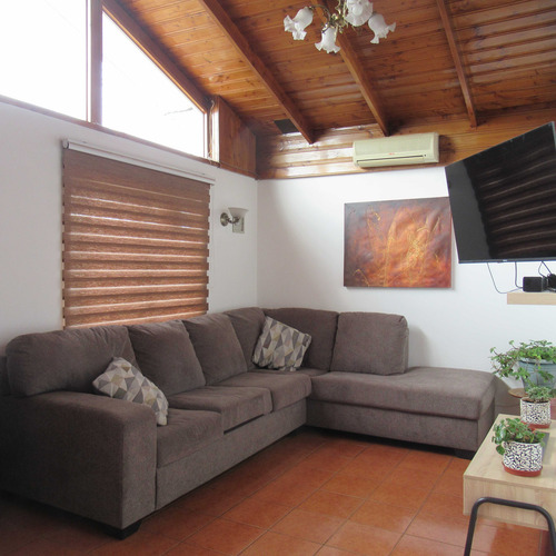 Casa Aislada 4d 3e 2b Tipo Condominio (95900)