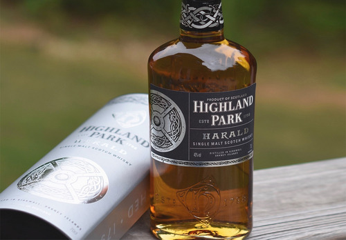Imagen 10 de 10 de Whisky Highland Park Harald Single Malt 700ml En Estuche