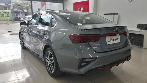 Kia Cerato 2.0 Sx At6 Gt Line