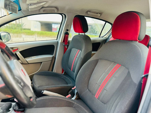 Fiat Palio 1.6 16v Sporting Flex 5p