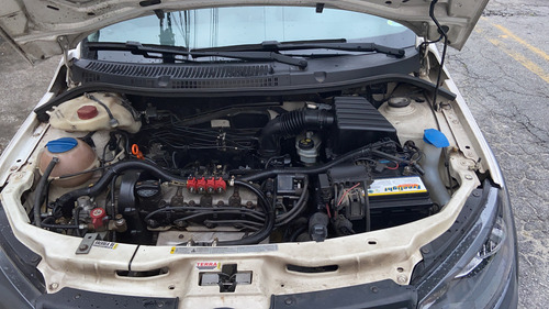 Volkswagen Saveiro 1.6 Startline Cab. Simples Total Flex 2p