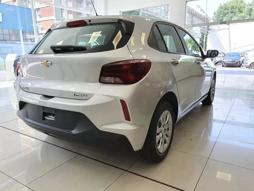Imagen 17 de 25 de Chevrolet Onix Lt Tech 0km Entrega Inmediata 2023 Go