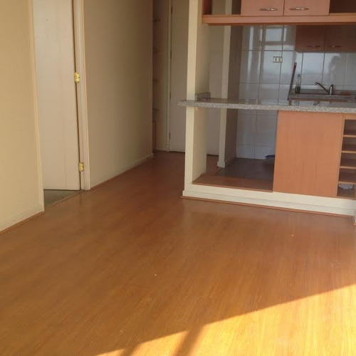 Arriendo Dpto 1 D/1b Metro Toesca